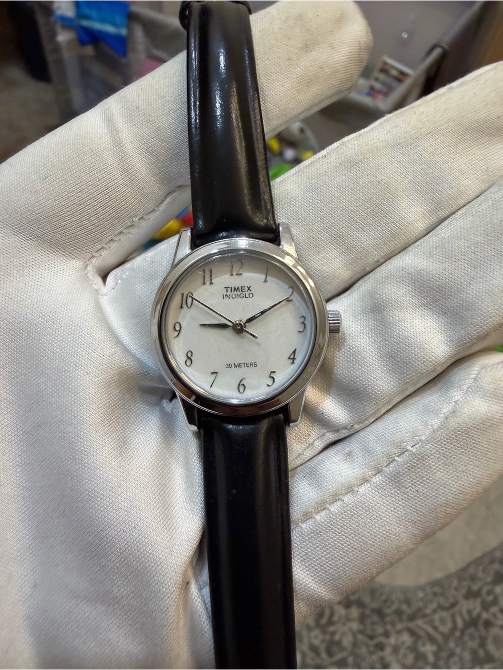 Vintage 1991 Timex Indiglo Ladies Watch Classic White Dial CR1216 Date Code T